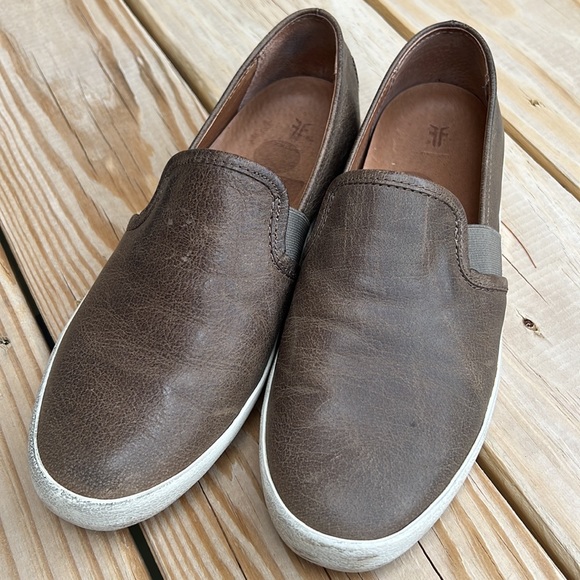 Frye Dylan Slip On Sneakers - Ash, size 9 - Picture 11 of 16